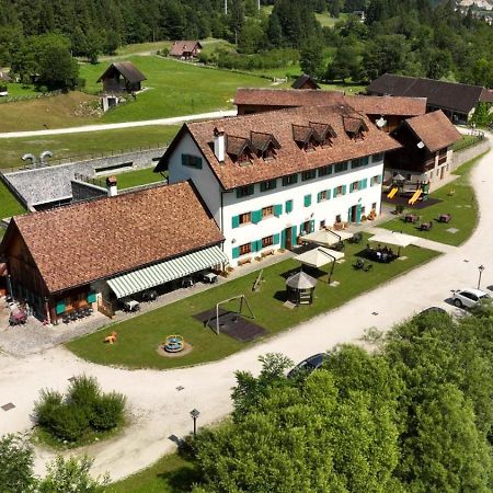 Hotel Aplis Ovaro Esterno foto